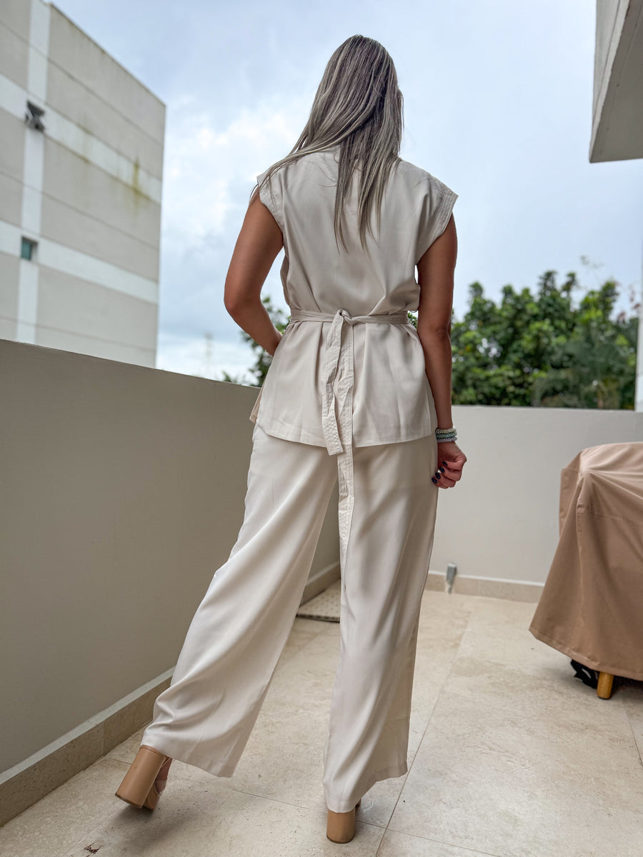 BEIGE FLOWER BUTTON TOP & PANT SET