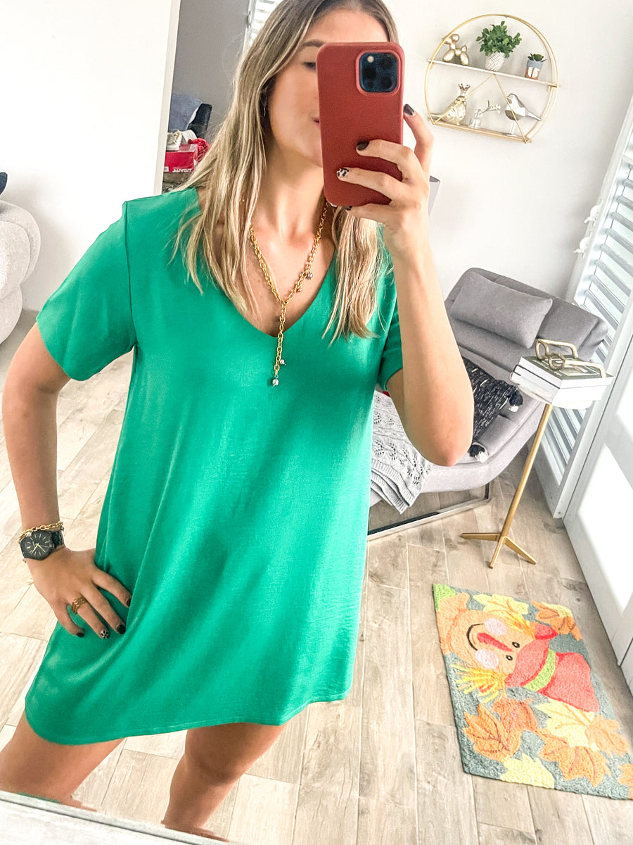GREEN SATIN SHORT SLEEVE DRESS