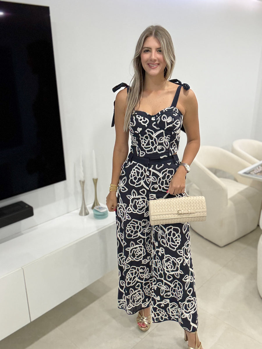 NAVY/IVORY EMBROIDED TOP & PANT SET