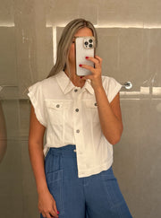 WHITE DENIM CROP SLEEVELESS JACKET