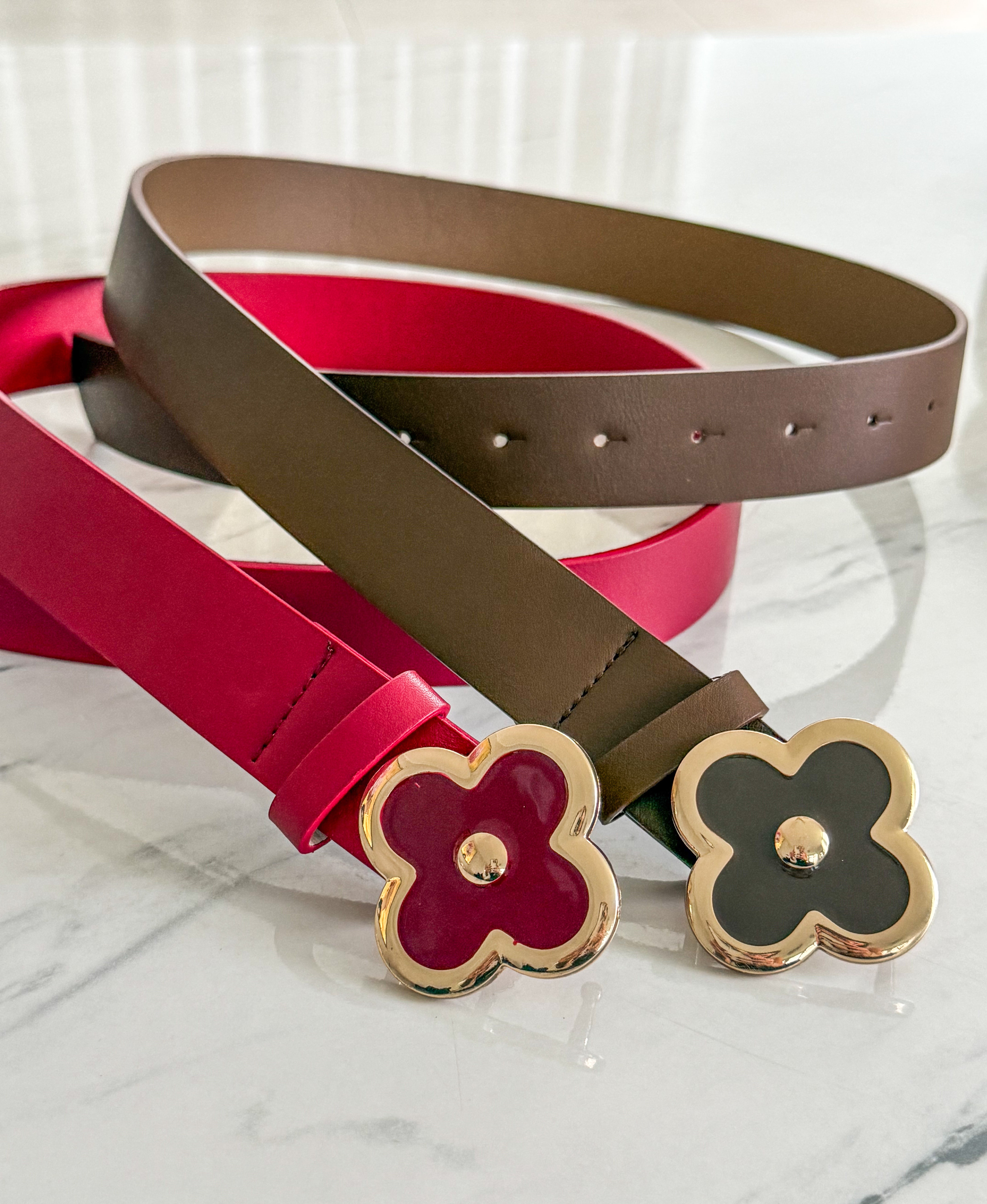 METAL CLOVER BUCKLE BELT