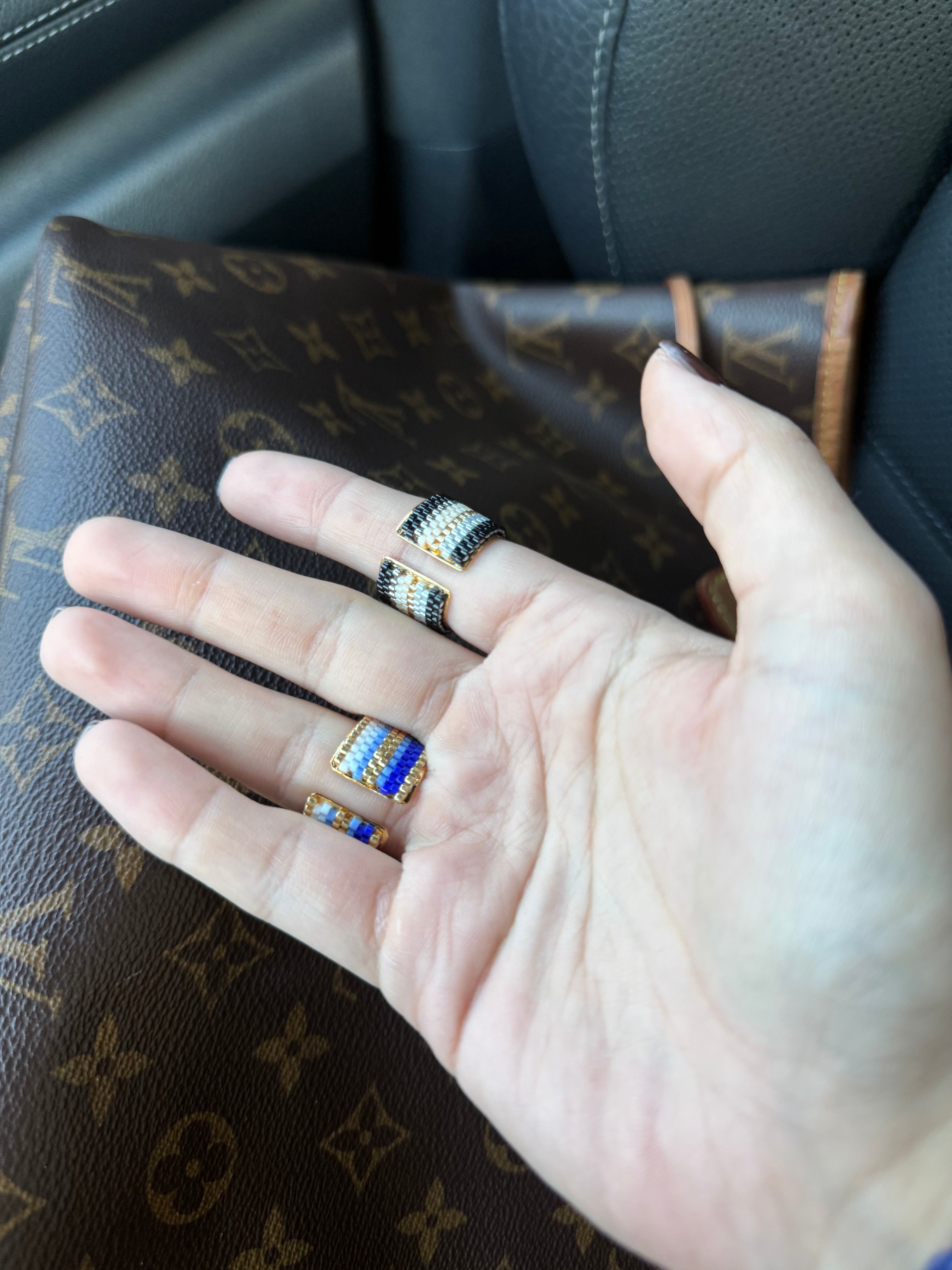 ADJUSTABLE MIYUKI RING
