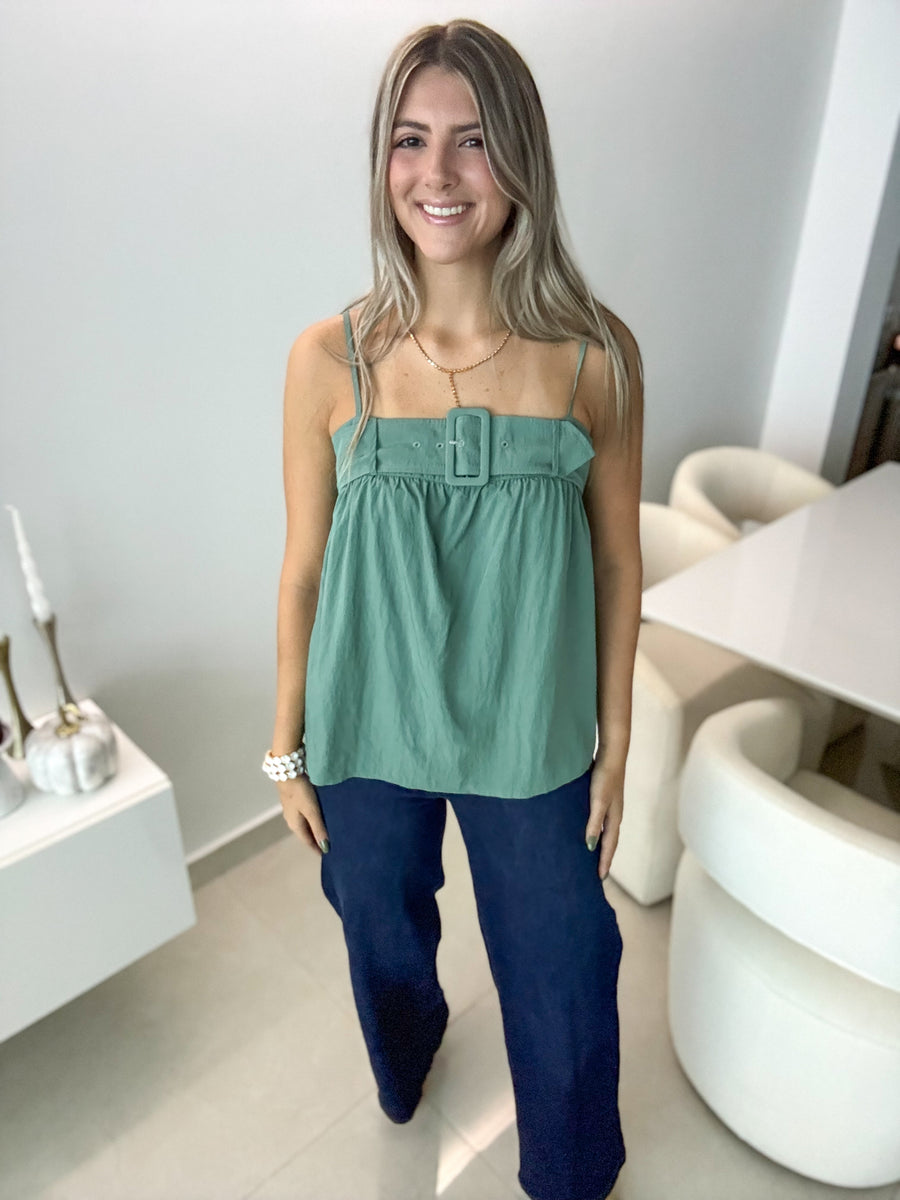 BELTED SLEEVELESS BLOUSE