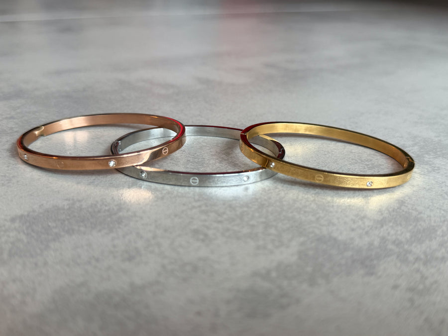 RHINESTONE NAIL BANGLE