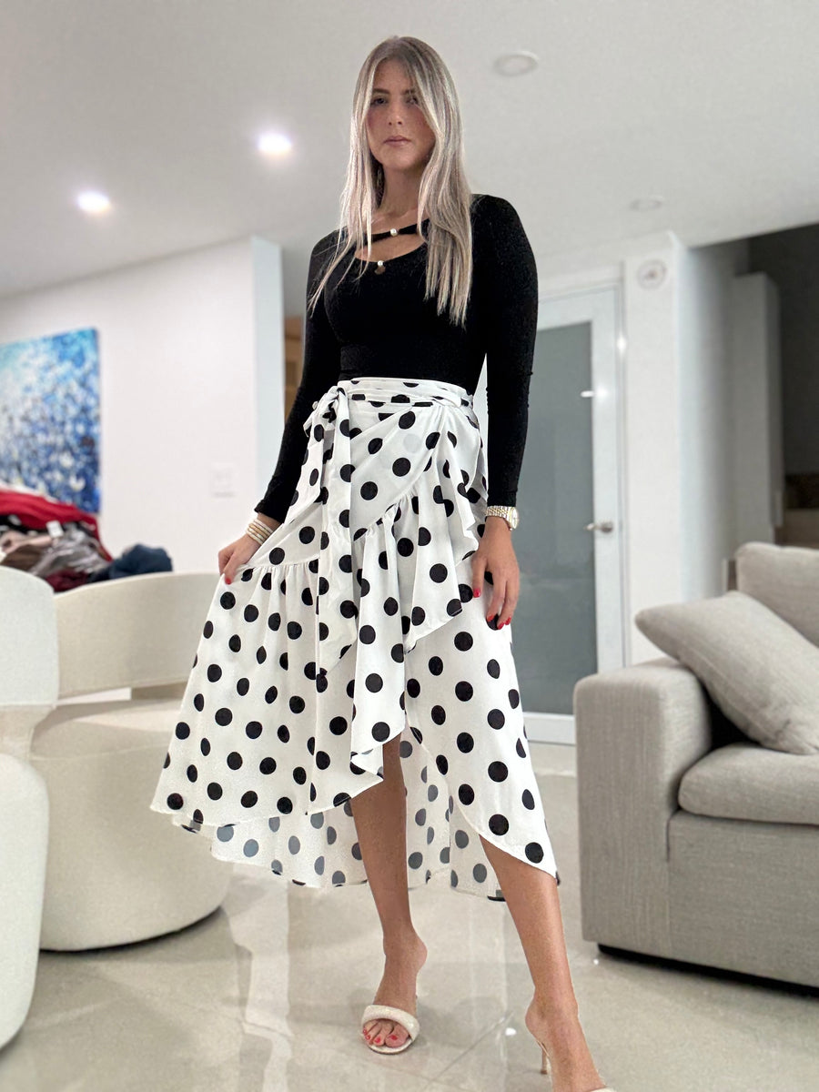 WHITE/BLACK POLKA DOT WRAP AROUND SKIRT