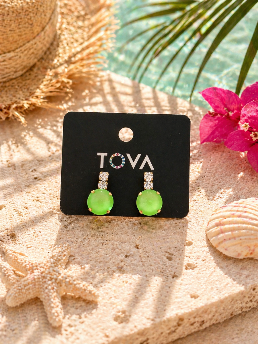 DEE EARRINGS IN NEON GREEN