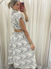 TAN/NAVY CUT OUT DRESS