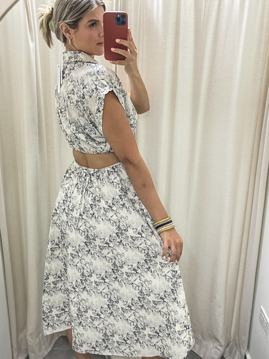TAN/NAVY CUT OUT DRESS