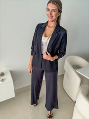 NAVY TAILORED BLAZER