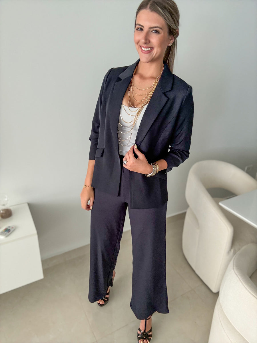 NAVY TAILORED BLAZER