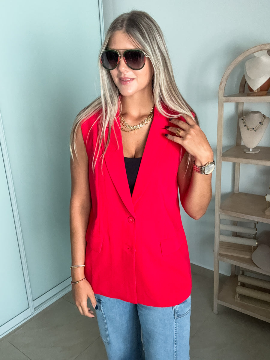 RED SLEEVELESS VEST BLAZER