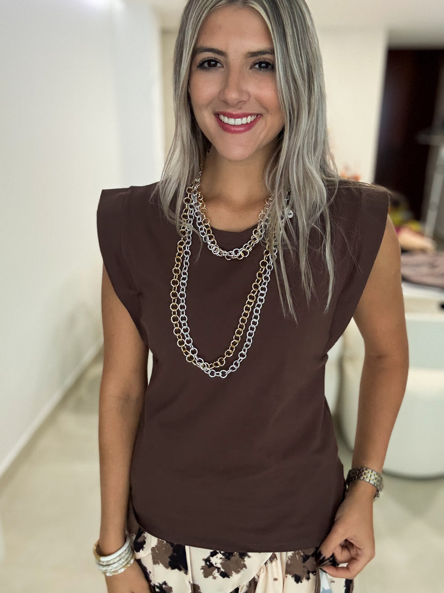 BROWN TSHIRT