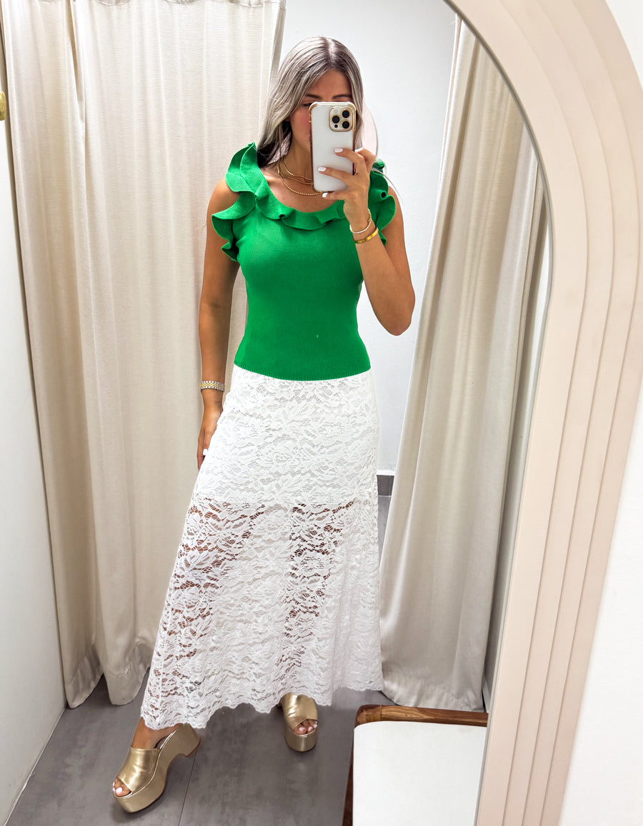 RUFFLE RIBBED KNIT SLEEVELESS BLOUSE