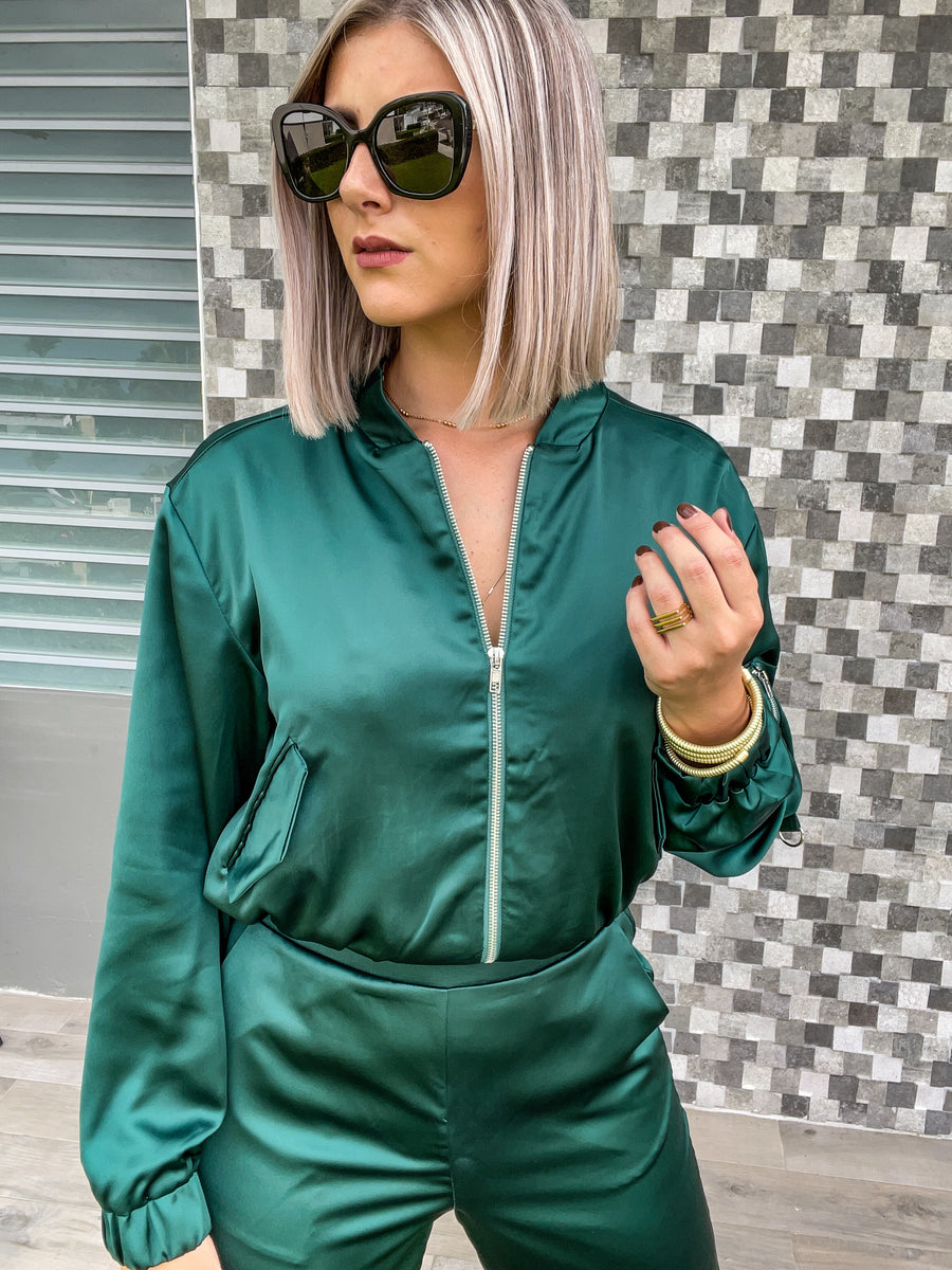 HUNTER GREEN SATIN BOMBER JACKET – Pampas Fashion Boutique