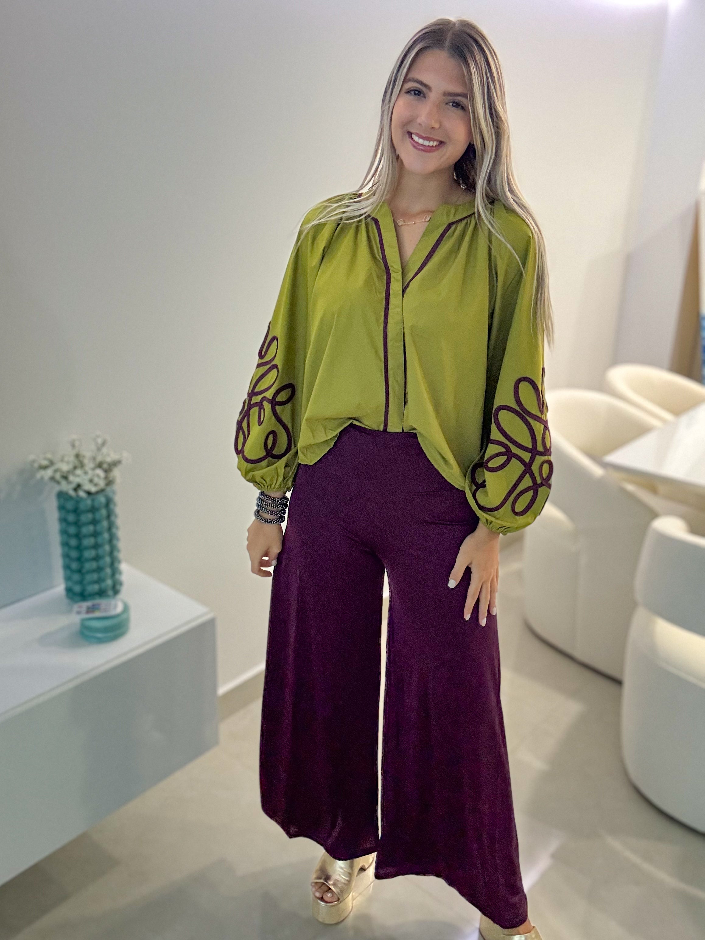 PLUM STRETCHY WIDE LEG PANTS