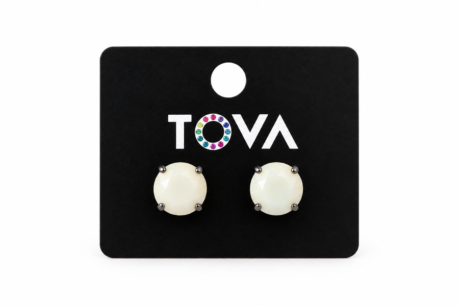 BASIC STUDS IN SMUTT IVORY COWBOY