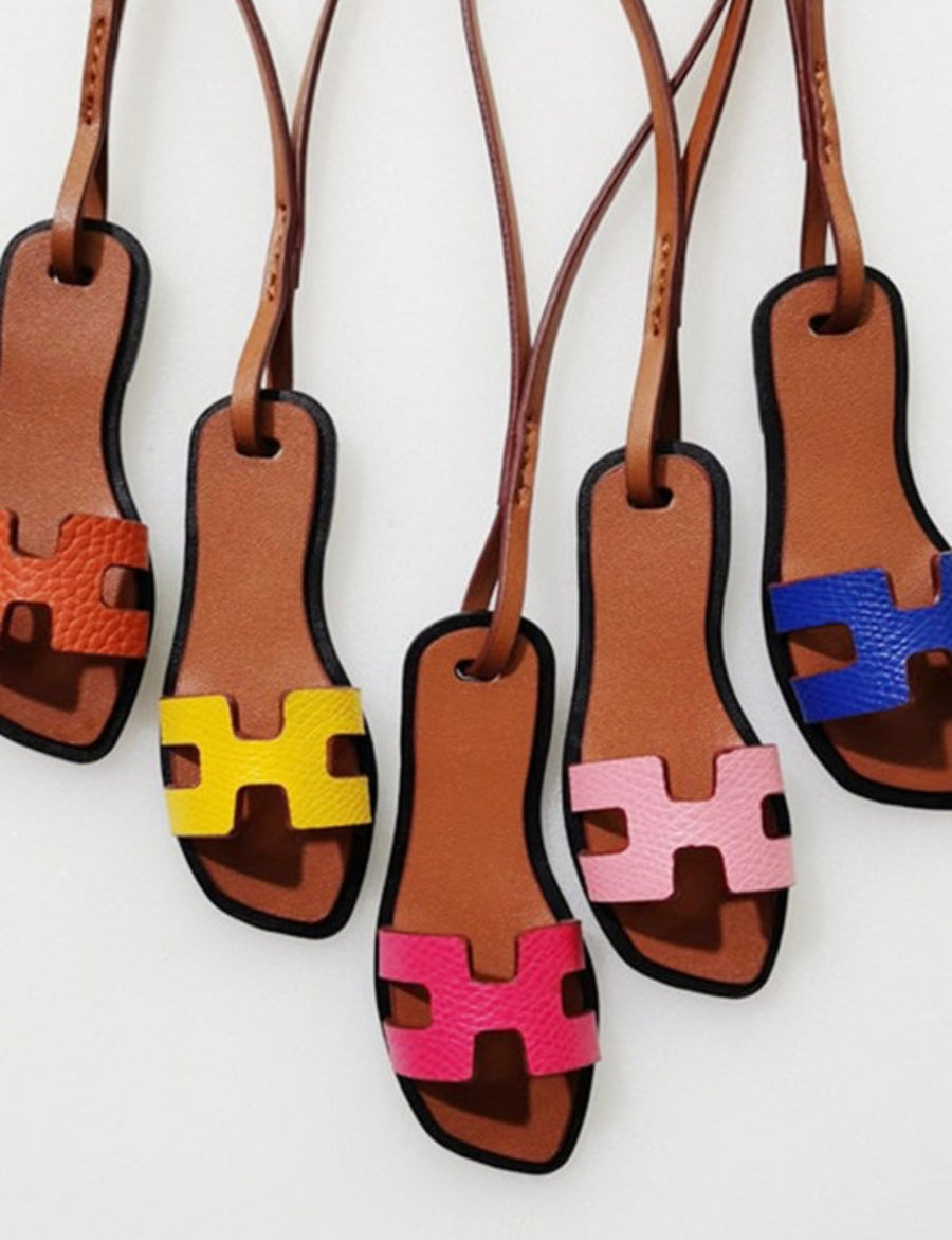 SLIPPER KEYCHAIN