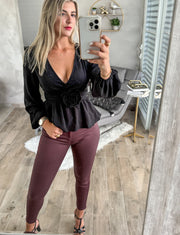 BLACK ROSETTE V-NECK BLOUSE