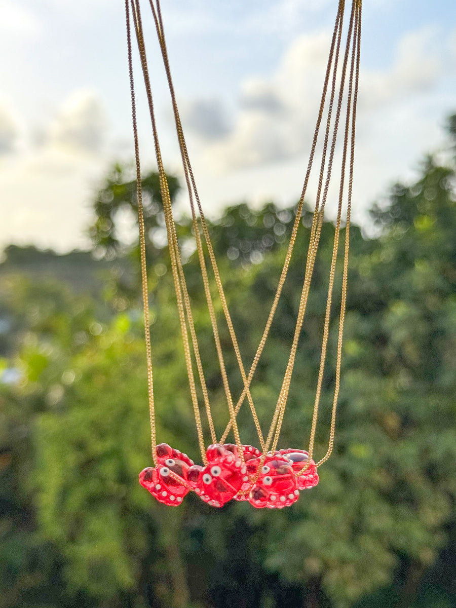 RED CRAB ADJUSTABLE NECKLACE