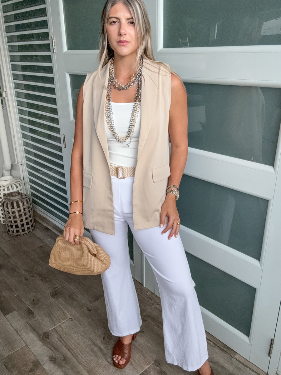 WHITE STRETCHY BELTED PANTS