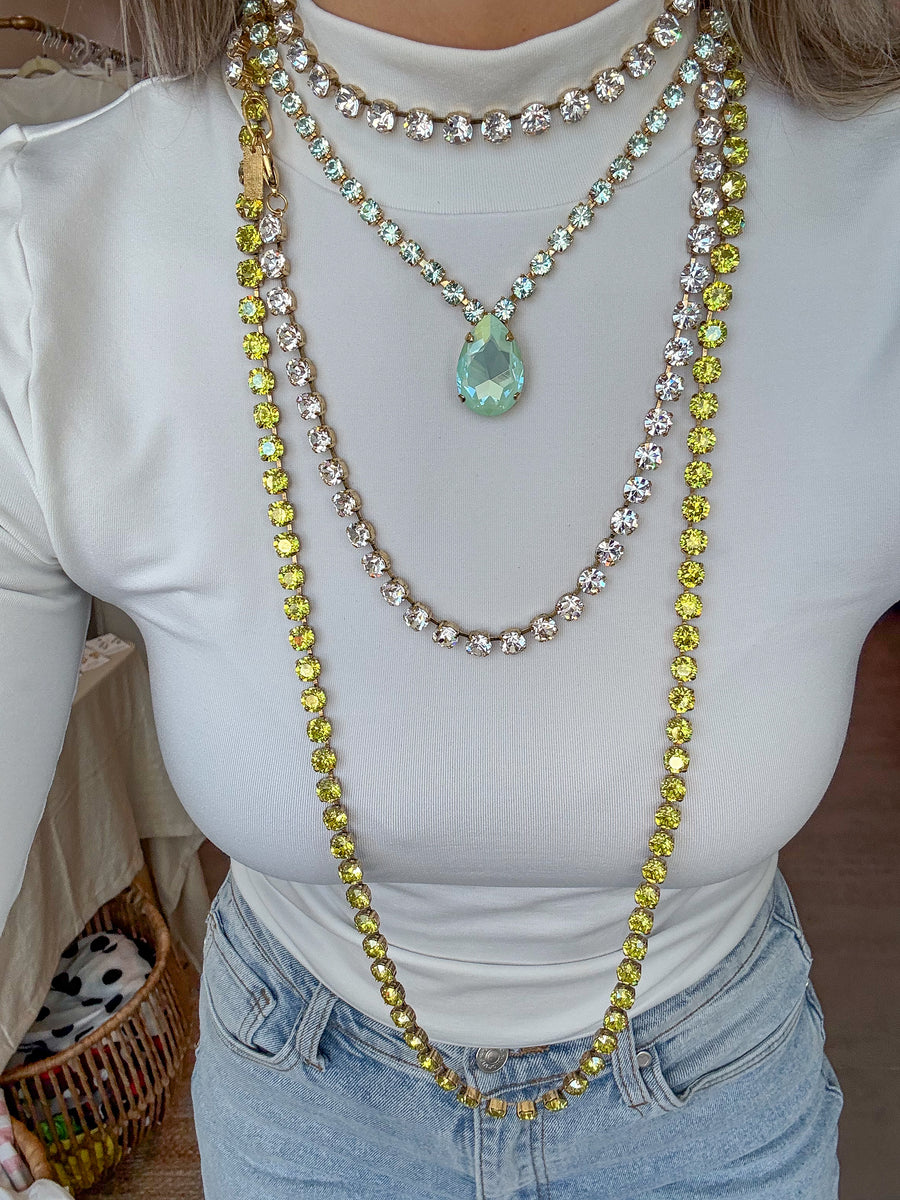 VANESSA NECKLACE