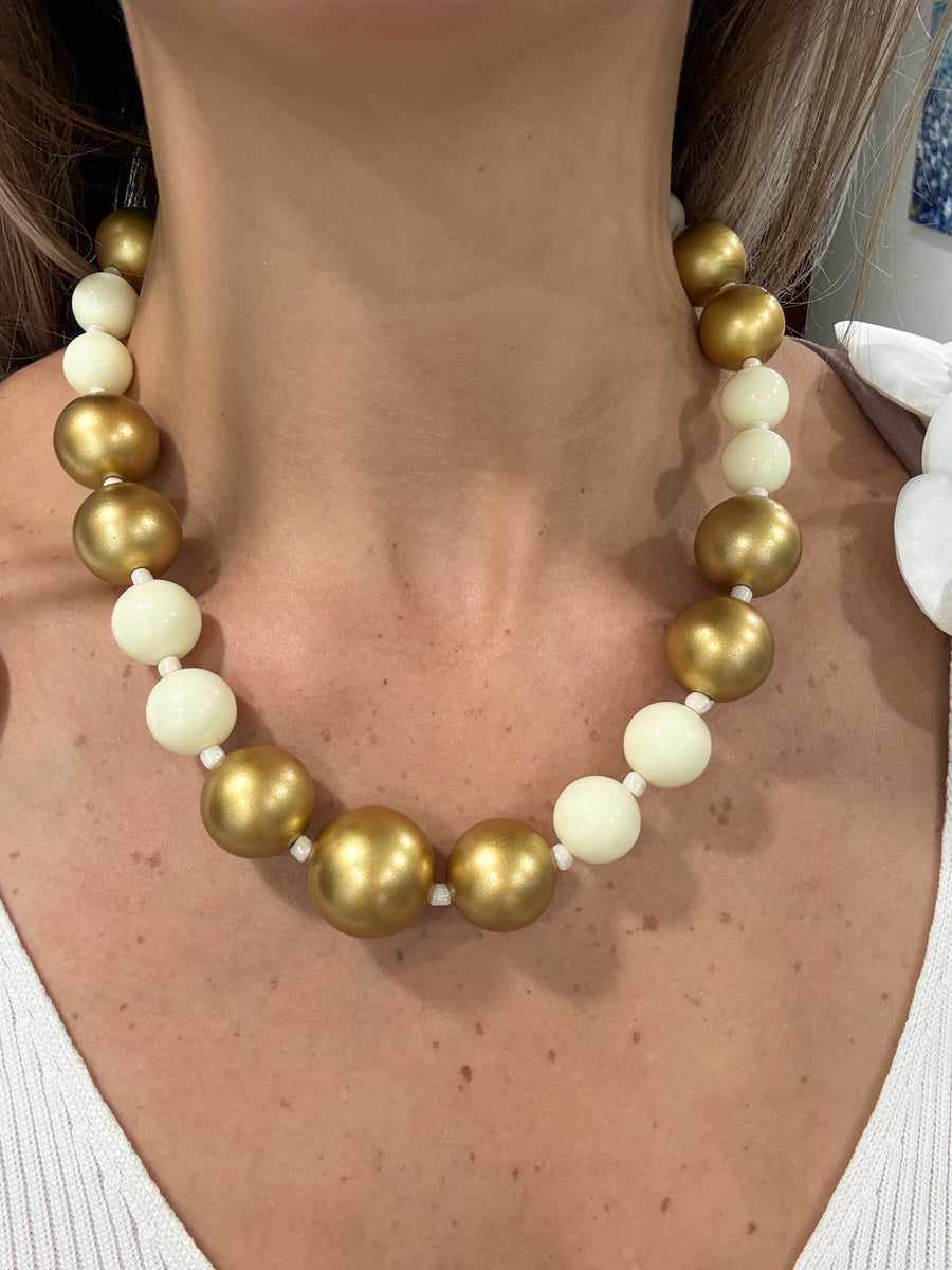 GOLD/BONE WHITE NECKLACE & ELASTIC BRACELET SET