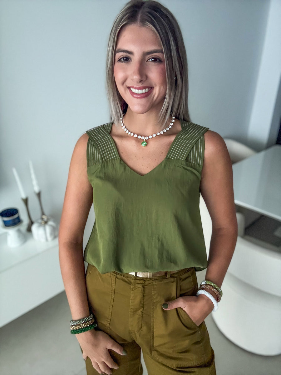 GREEN STITCH DETAIL SLEEVELESS TOP