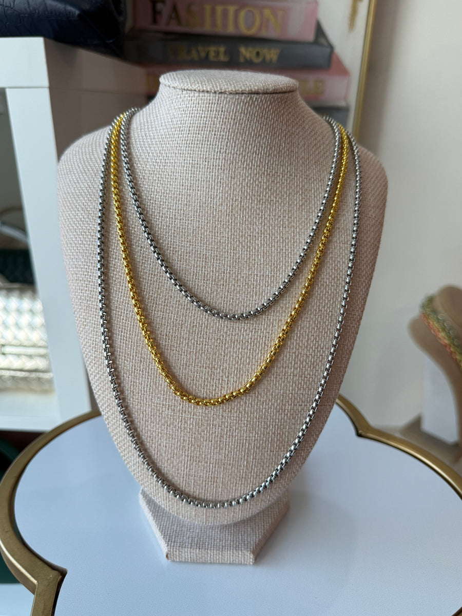 THIN TWO TONE 3-LAYERED NECKLACE COLLAB