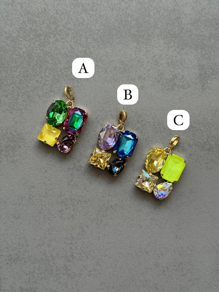 CLUSTER PENDANT