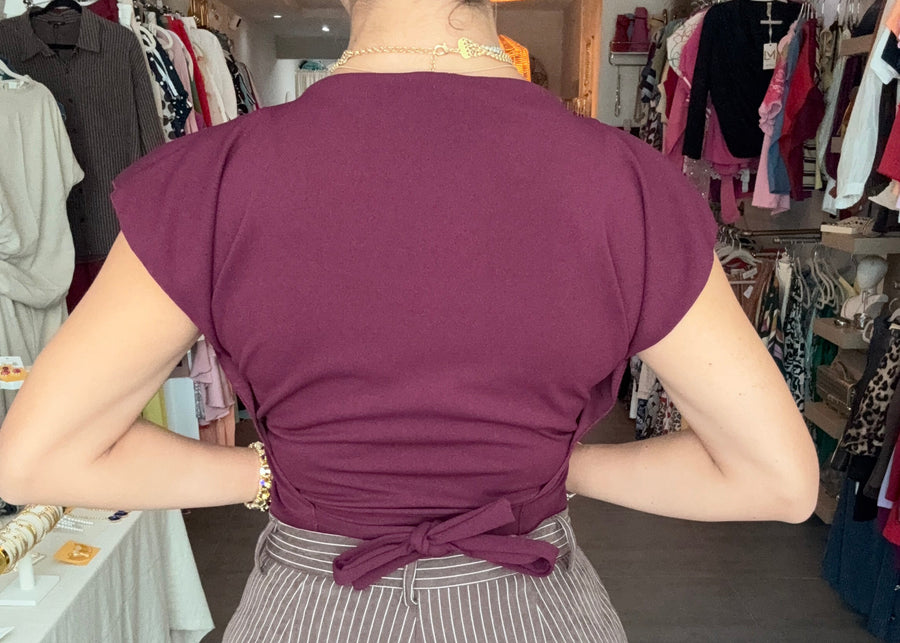 PIA BURGUNDY SOLID SQUARE BLOUSE