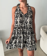 BLACK/GRAY TIERED SHORT DRESS