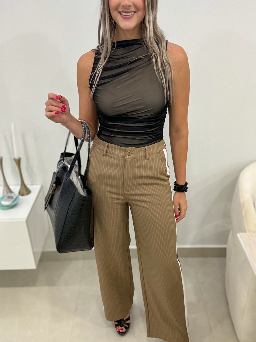 TAUPE PINSTRIPED BLACK & WHITE SIDE TRACK LINES PANT