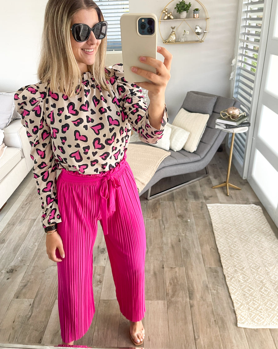 HOT PINK PLEATED PANTS