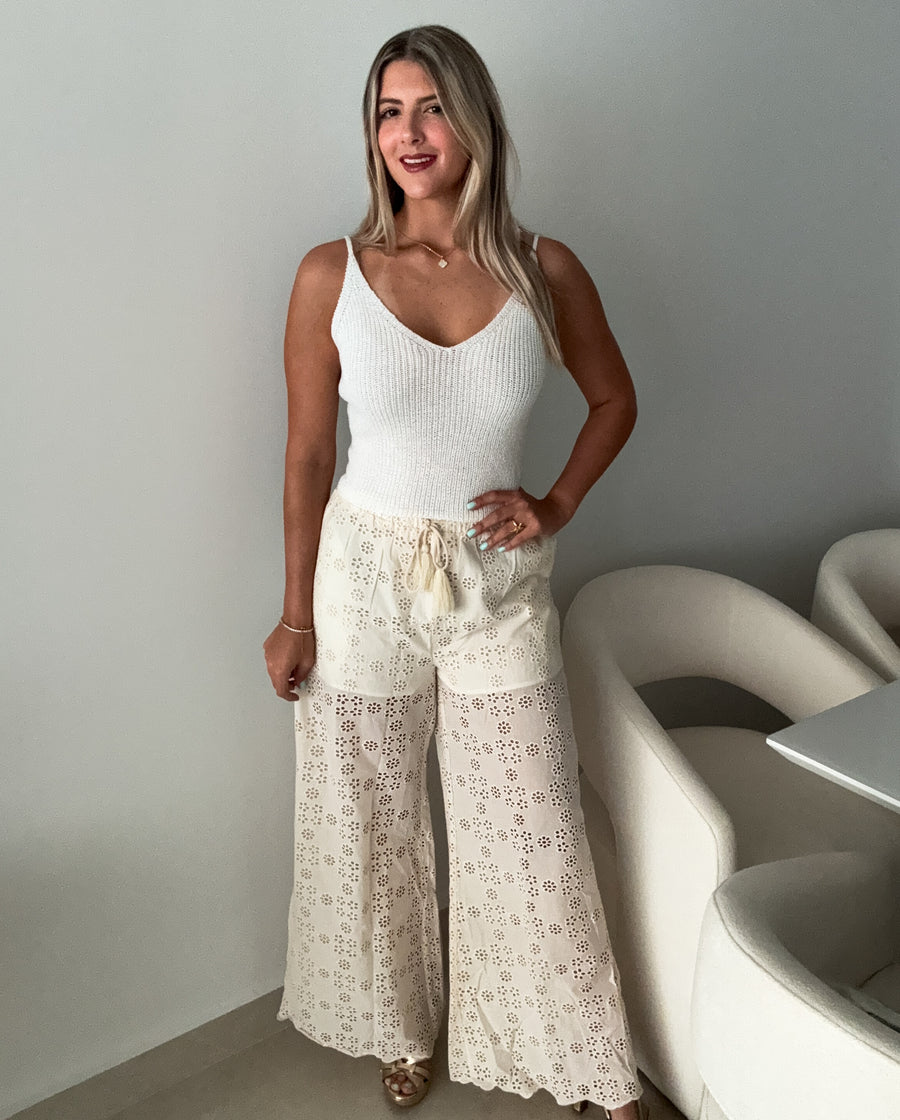KNITTED BASIC CROP BLOUSE