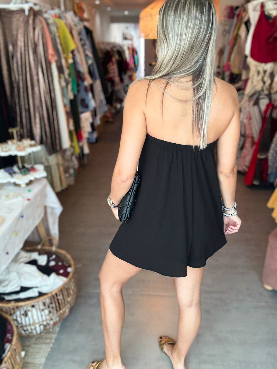 BLACK STRAPLESS ROMPER