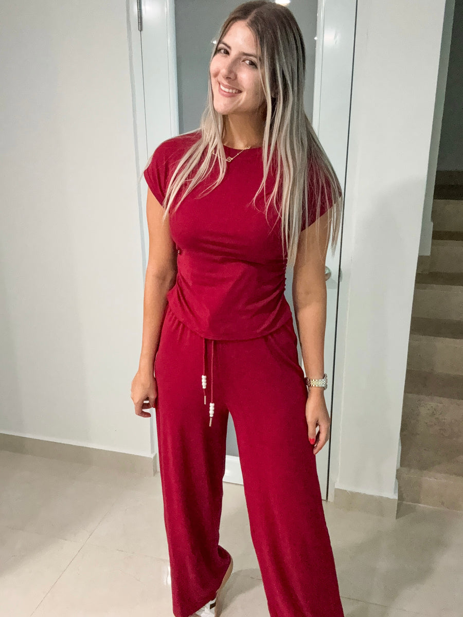 WINE RED TRAVEL STRETCHY SET