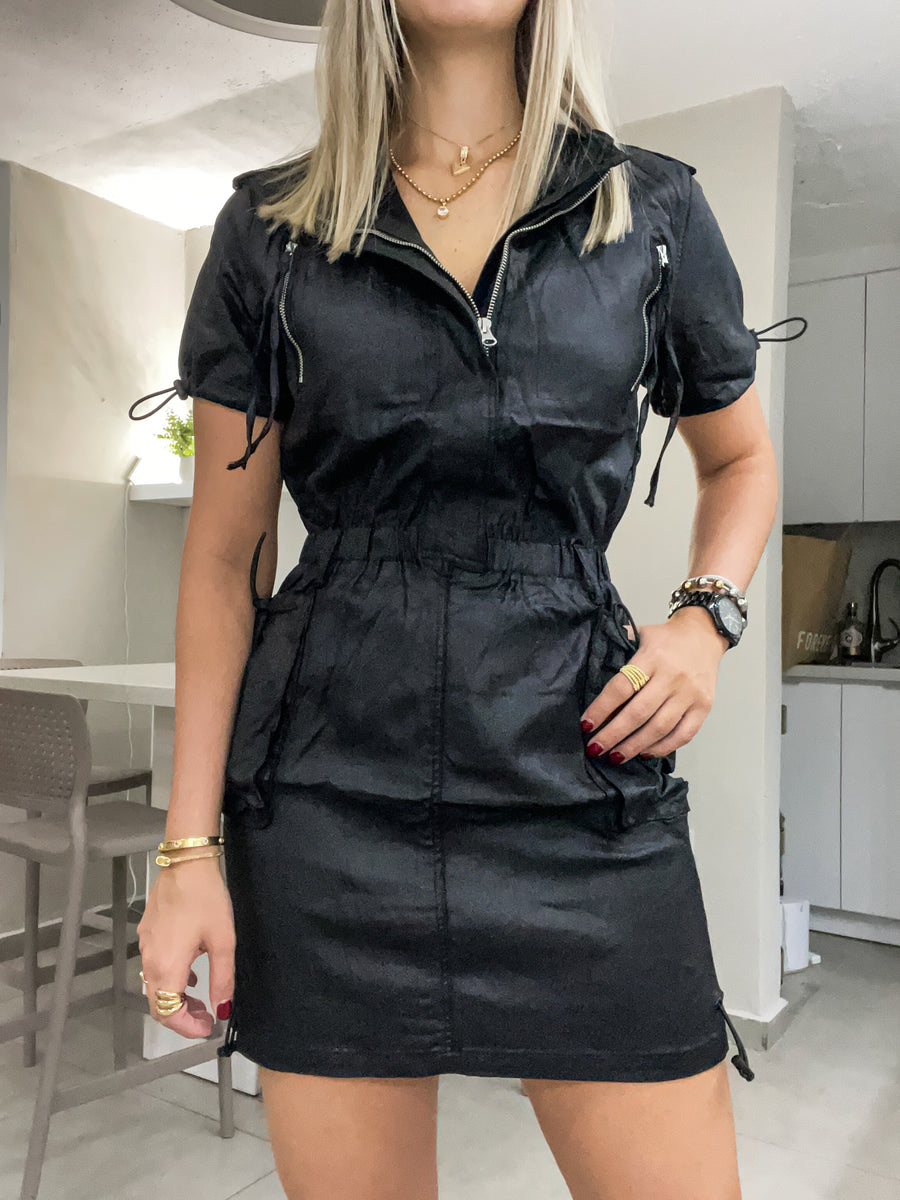 BLACK STRETCHY DRESS