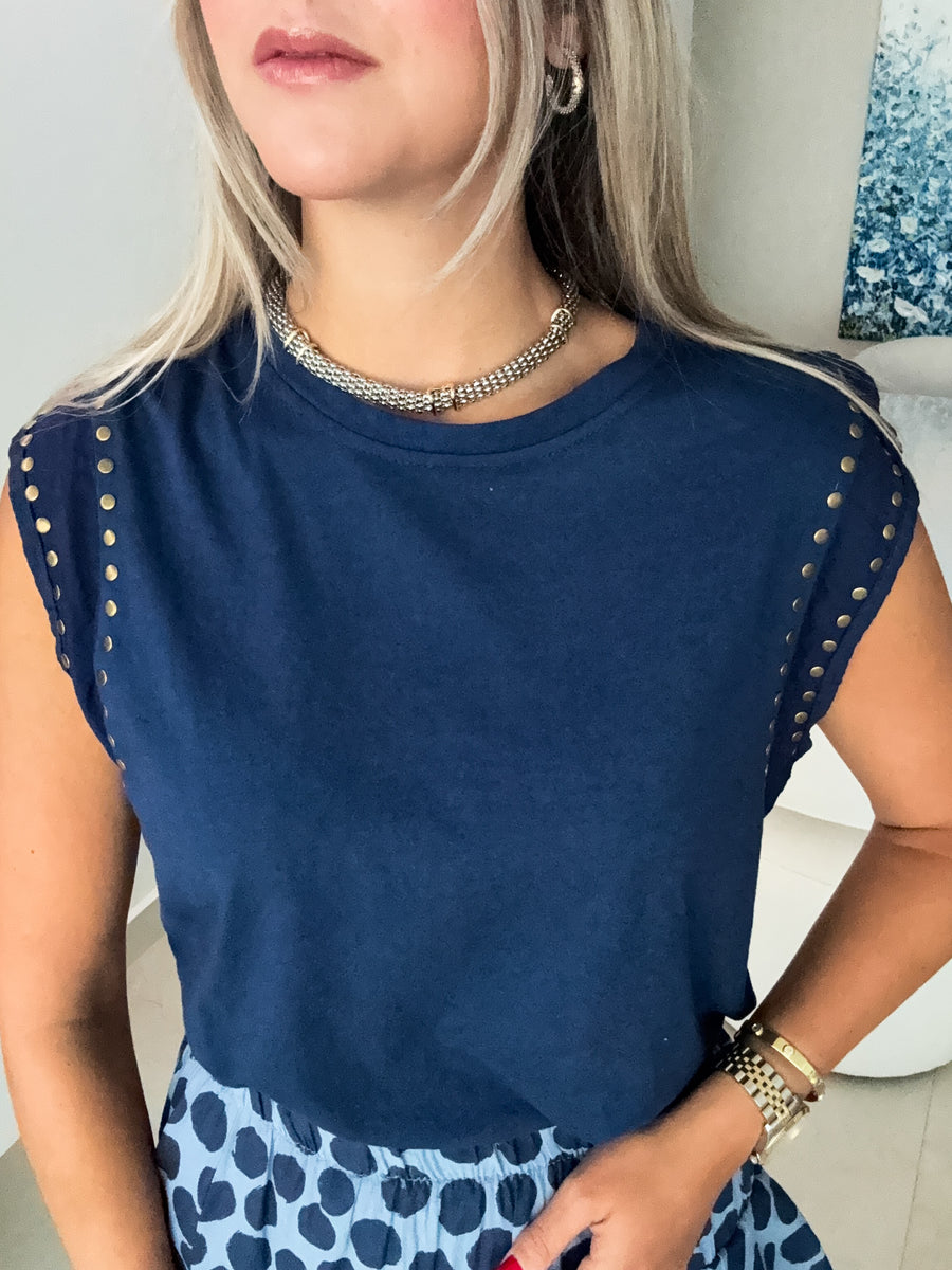 STUDDED TEE