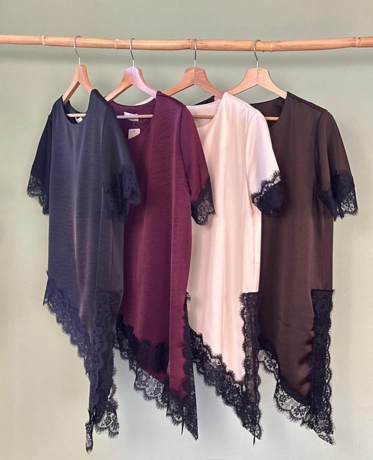 ONE SIZE SATIN LACE SHORT SLEEVE TOPS