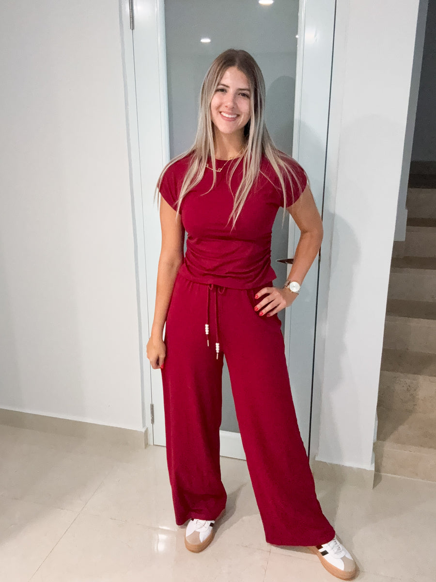 WINE RED TRAVEL STRETCHY SET