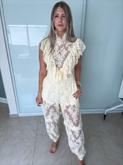 BUTTER YELLOW LACE TOP & JOGGER SET
