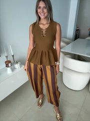 HORSE-LINK CHAIN DETAIL KNITTED PEPLUM BLOUSE