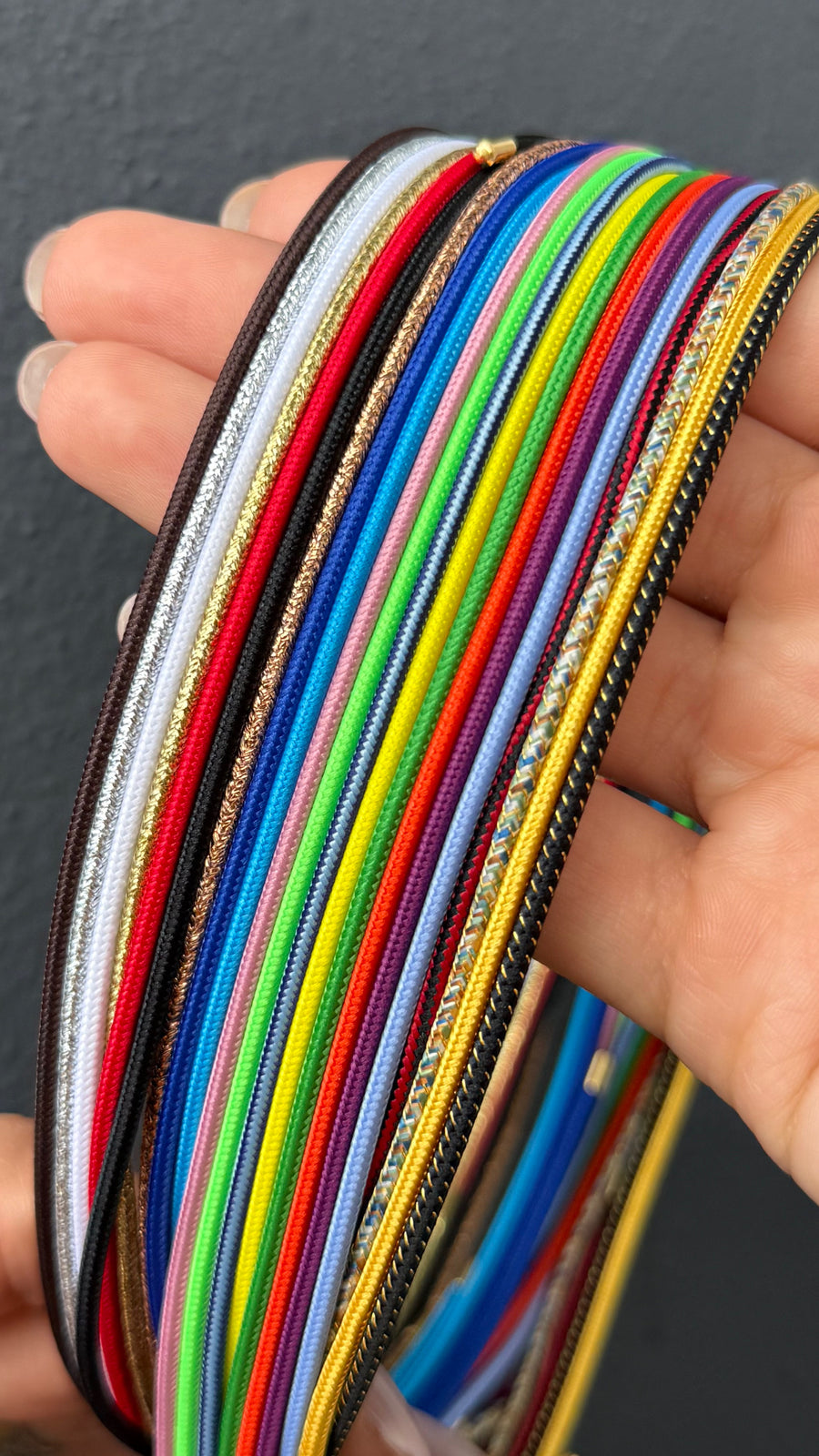 MAGNETIC NECKLACES