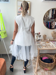 WHITE ELEGANT TULLE DETAIL VEST