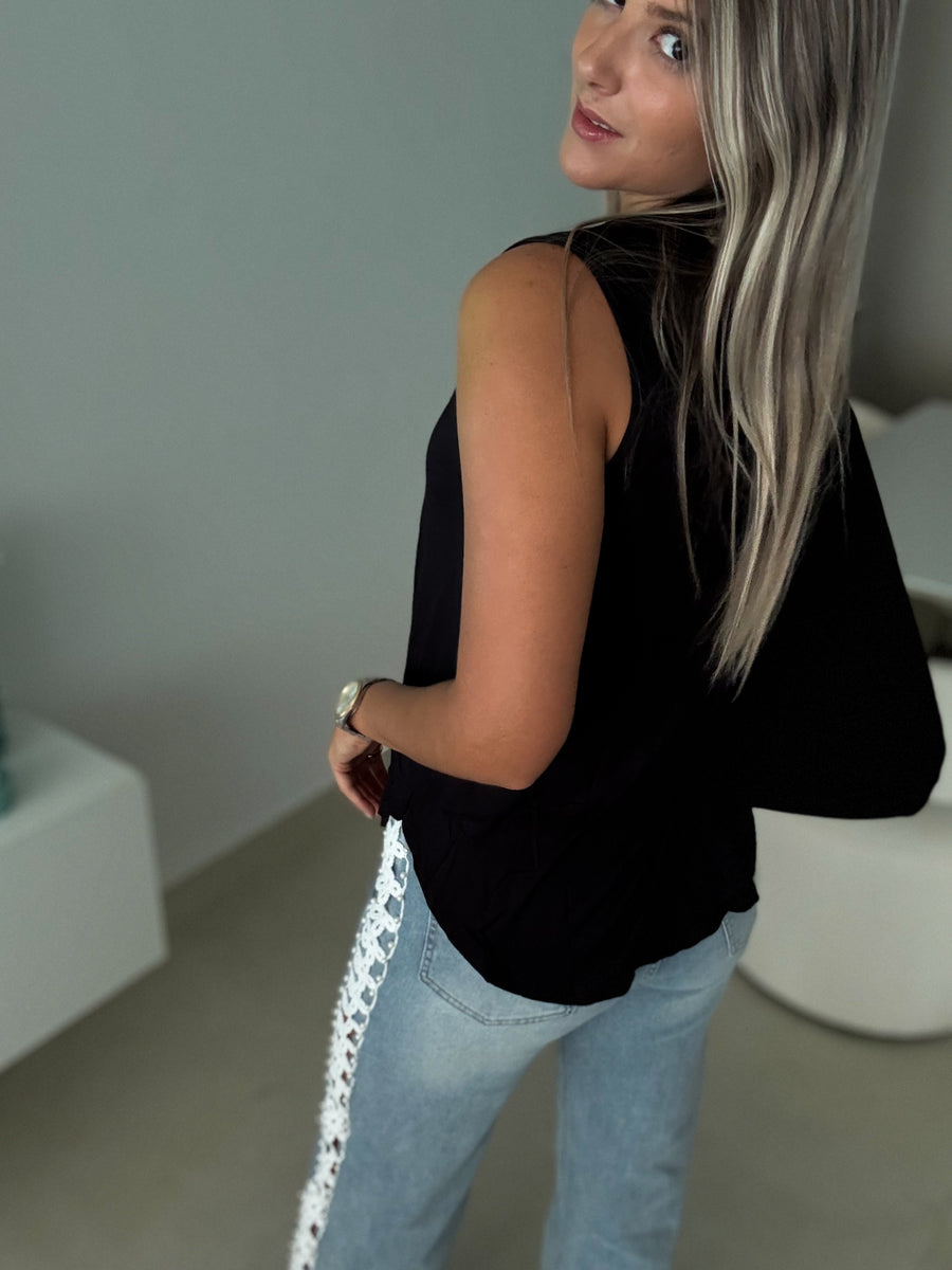 V-NECK SOFT TANK TOPS