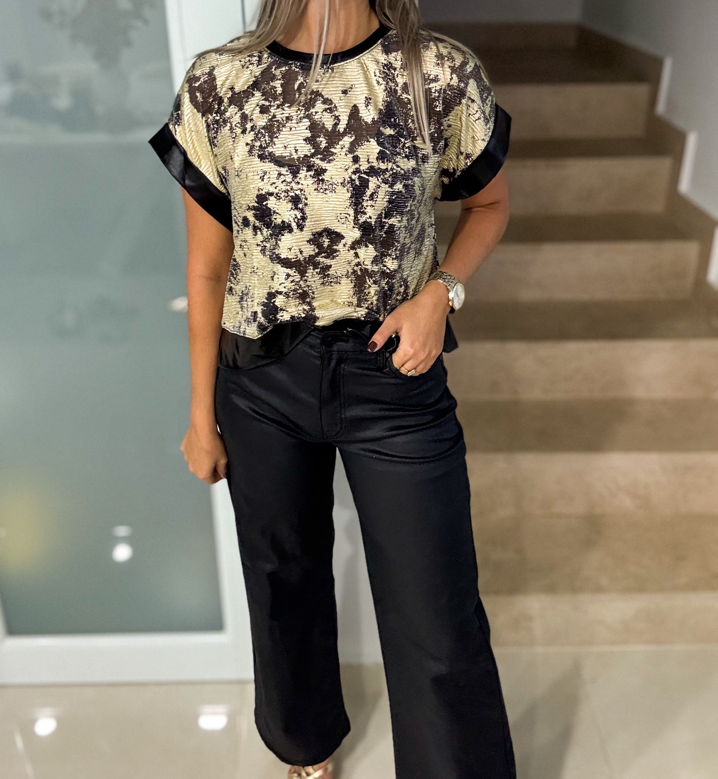 BLACK/GOLD METALLIC BLOUSE