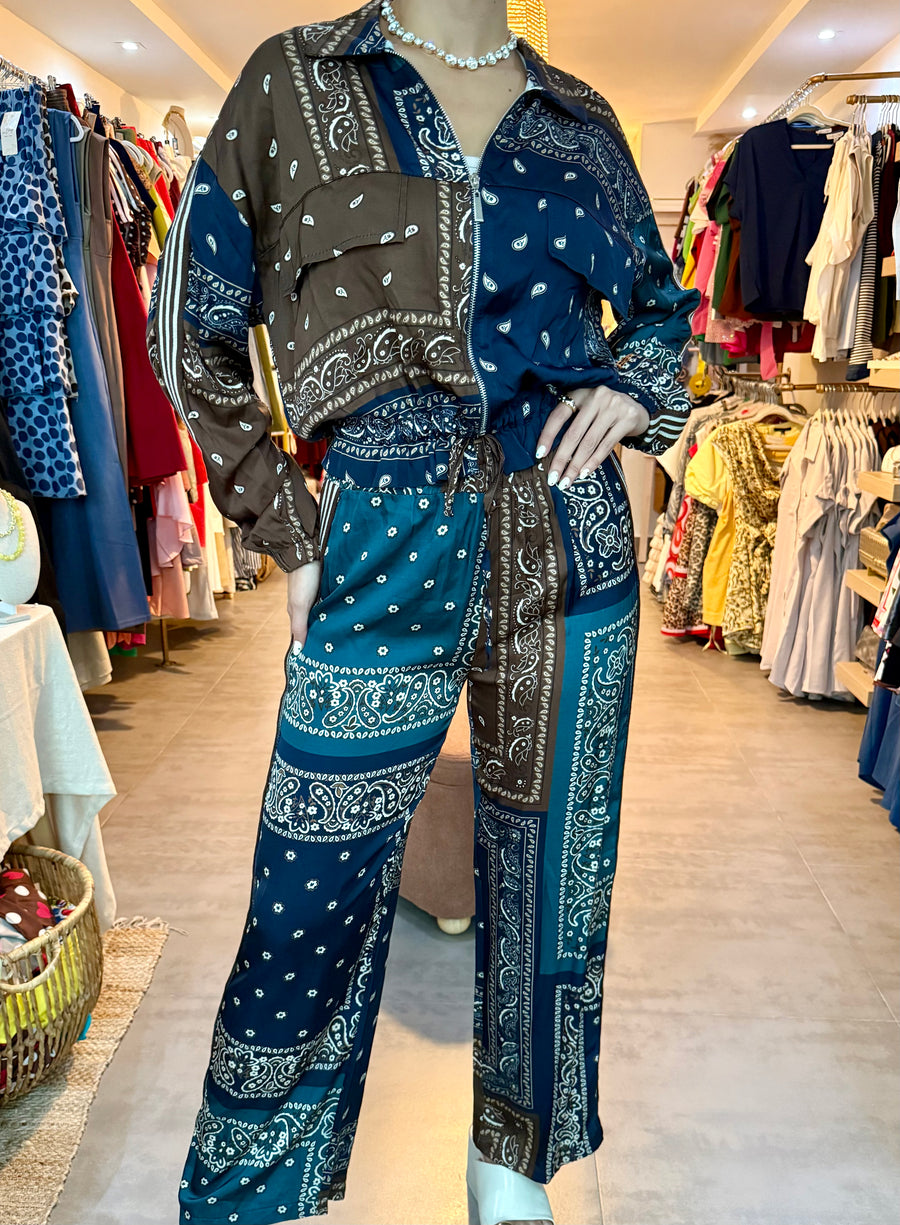 BLUE/BROWN BANDANA PRINT PANTS