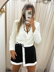 BLACK STRETCHY SKORT