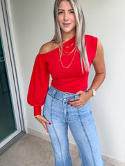 ONE SHOULDER LONG SLEEVE TOP