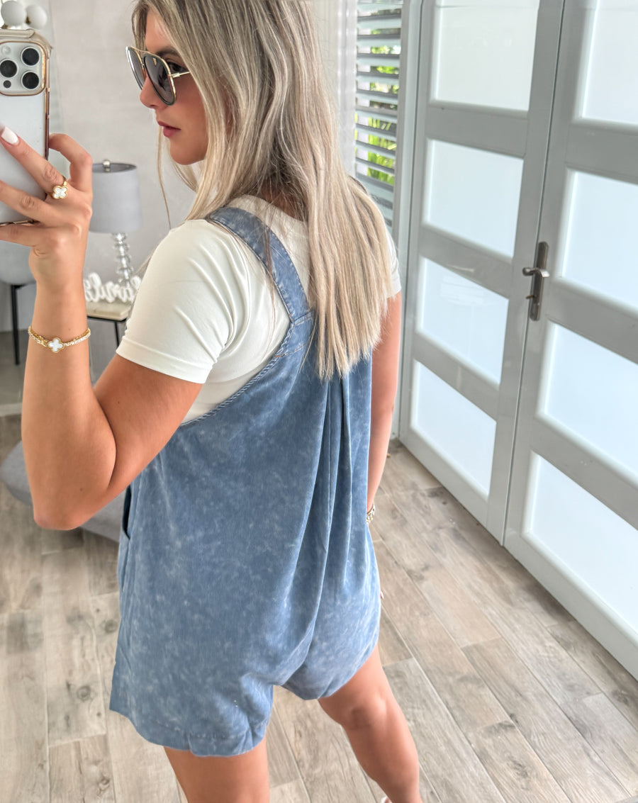 DENIM MINERAL WASH SHORT OVERALL